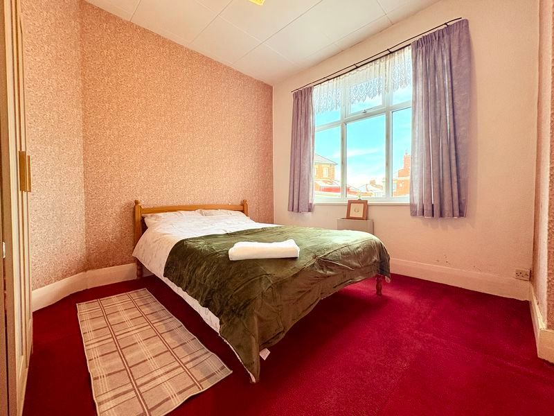 Property photo 3 of 12 Photo 1