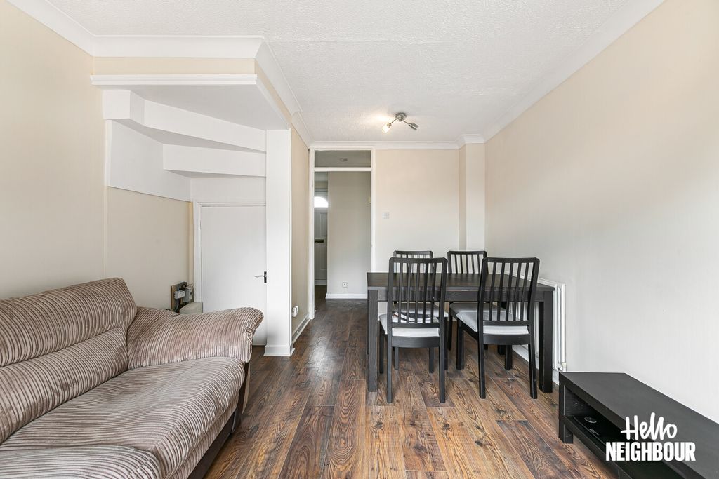 Property photo 3 of 24 Photo 2