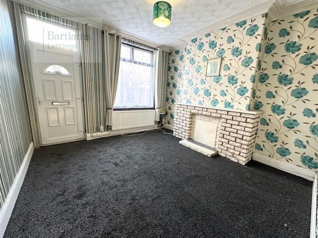 Property photo 2 of 15 Front Reception Room