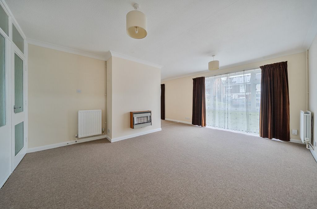 Property photo 2 of 13 1446181-3-69Df4F3...