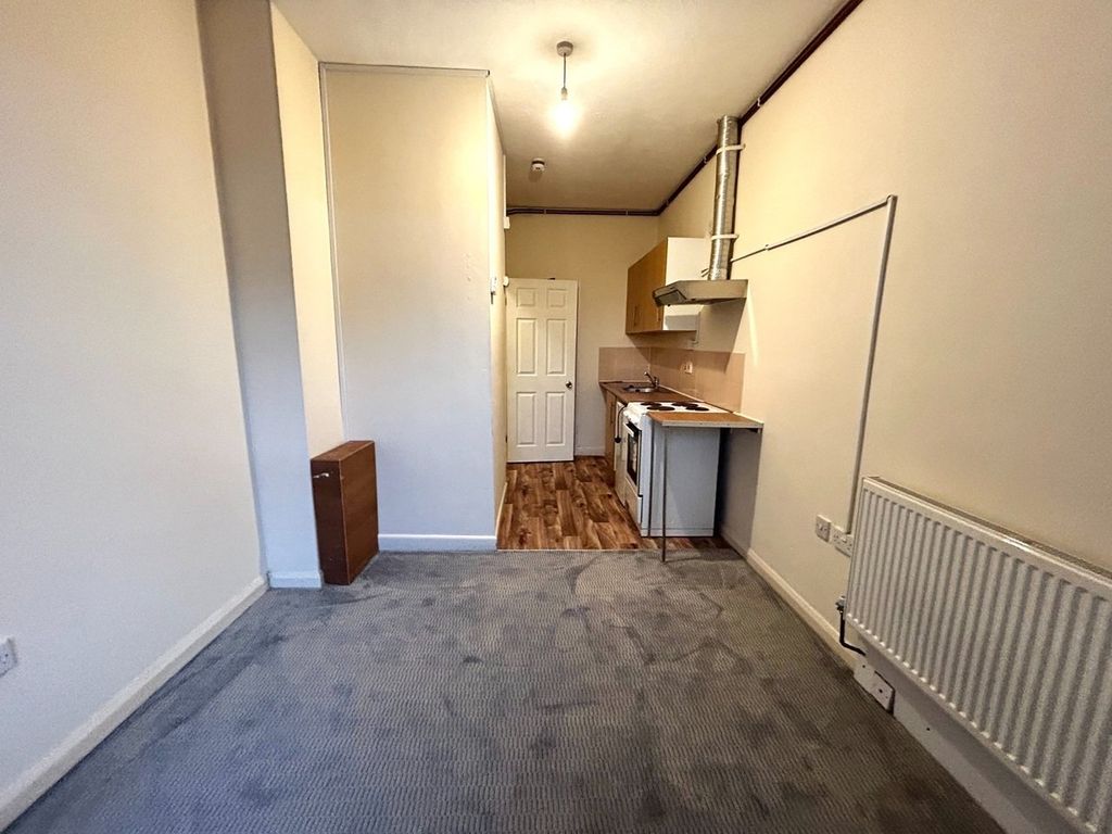 Property photo 2 of 4