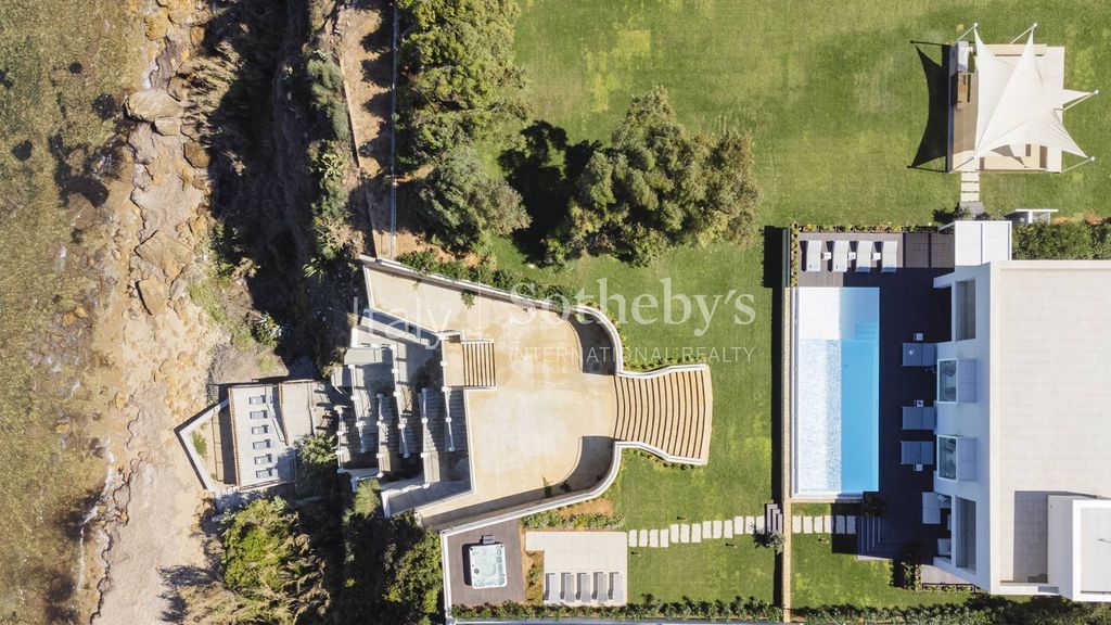 Property photo 3 of 38