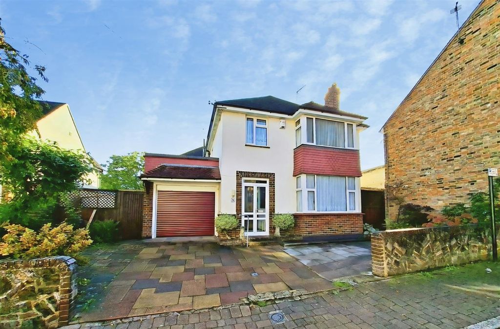 Property photo 1 of 25 St Margarets Street