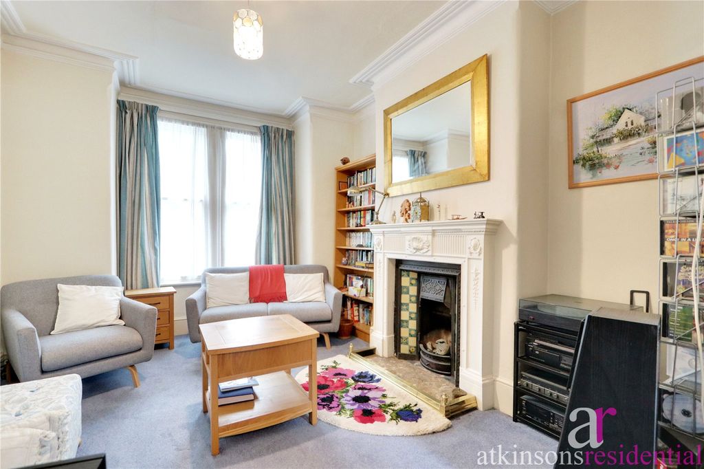 Property photo 2 of 21 Picture No. 05