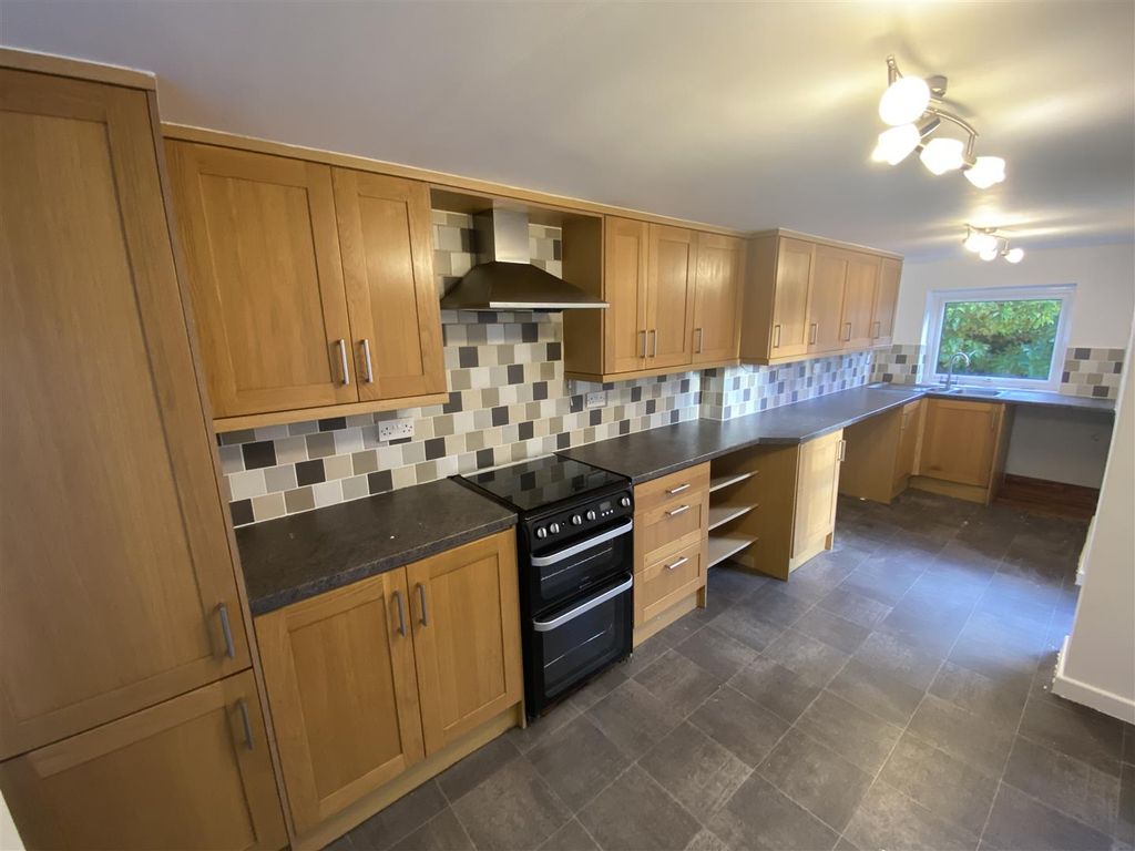 Property photo 3 of 17 Extended Kitchen