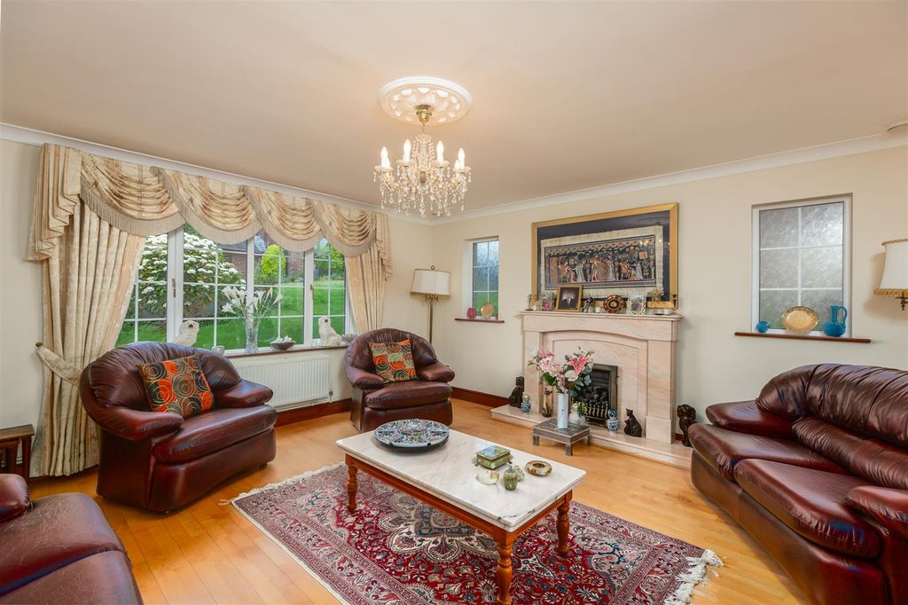 Property photo 2 of 35 Cz0A3793-Edit.Jpg