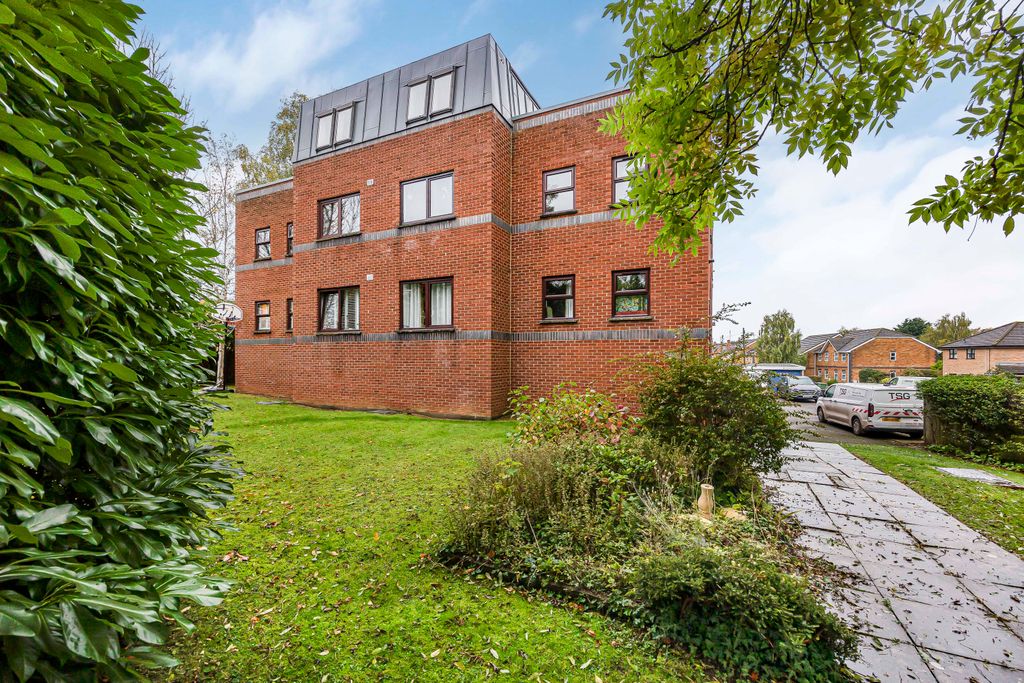 Property photo 1 of 12 19_40952