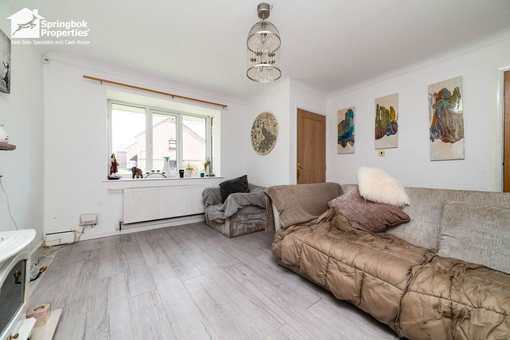 Property photo 2 of 11 Image 1