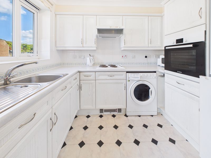 Property photo 2 of 15 Kitchen
