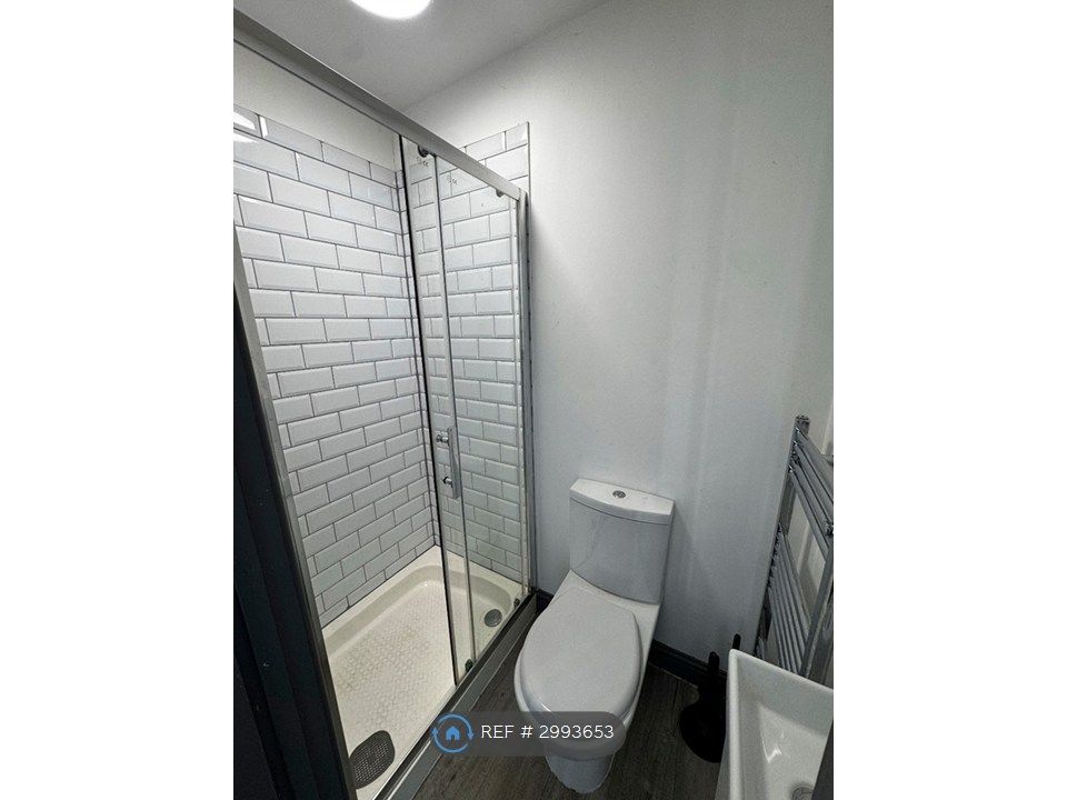Property photo 3 of 3