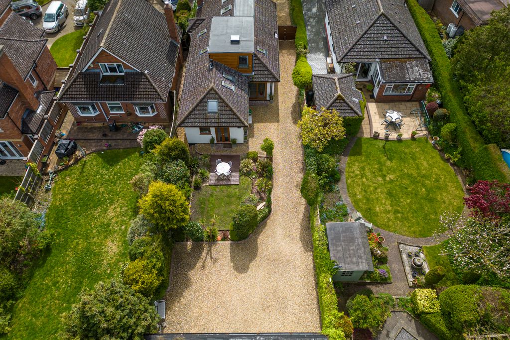 Property photo 1 of 31