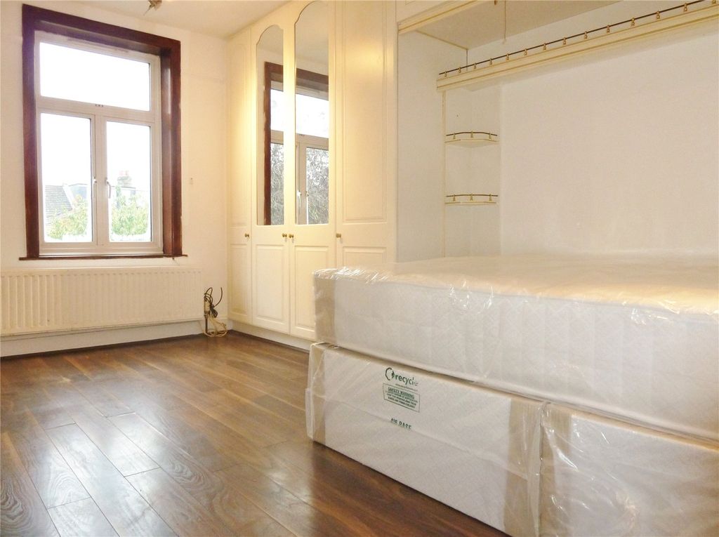 Property photo 2 of 4 Picture No. 03