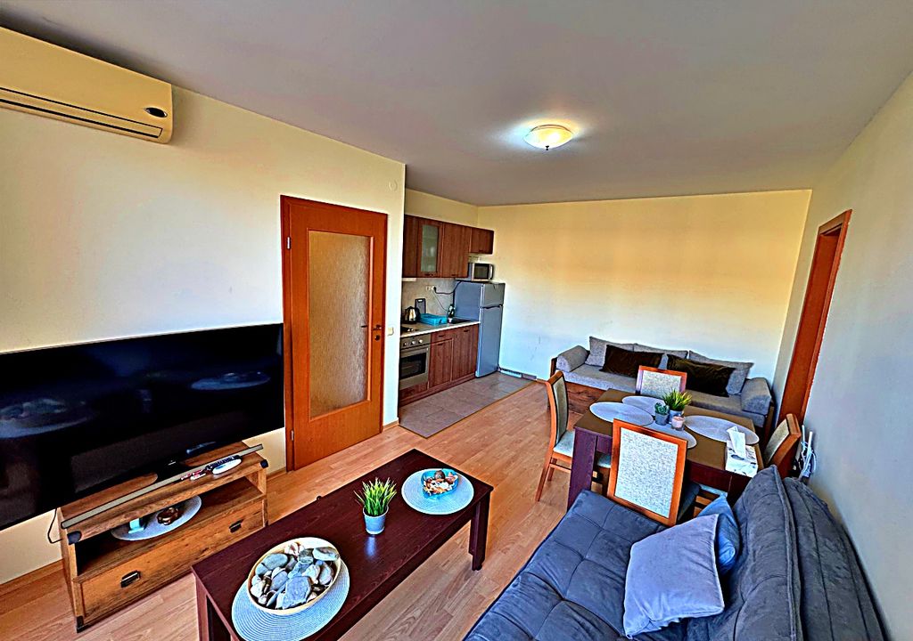 Property photo 3 of 22