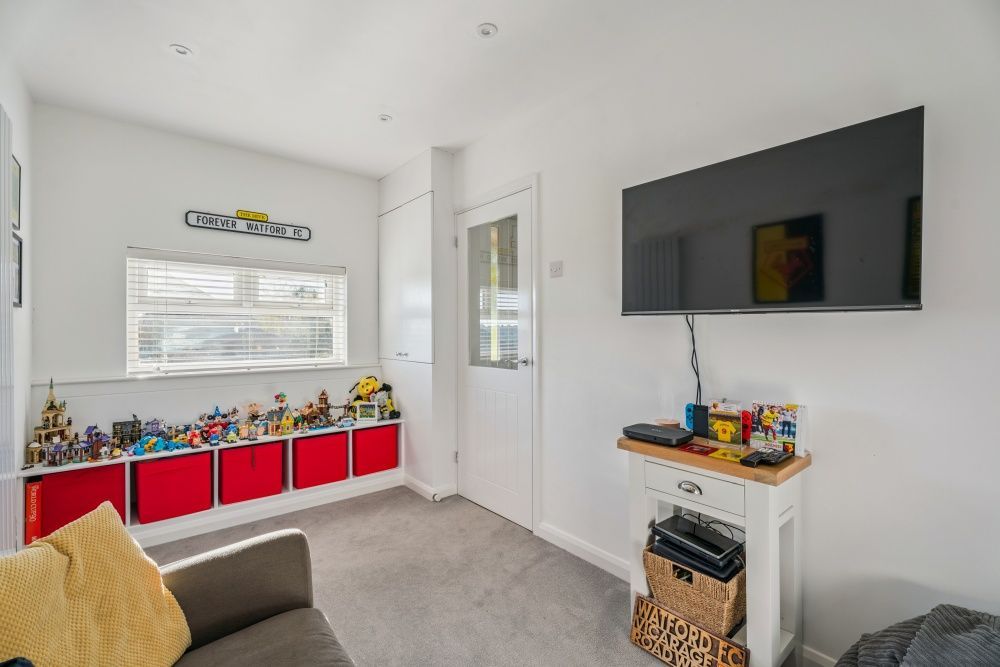 Property photo 3 of 12