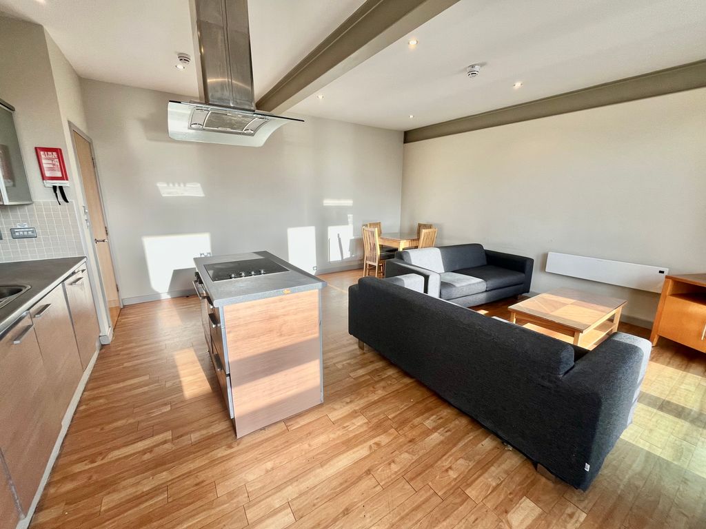 Property photo 2 of 10 Image