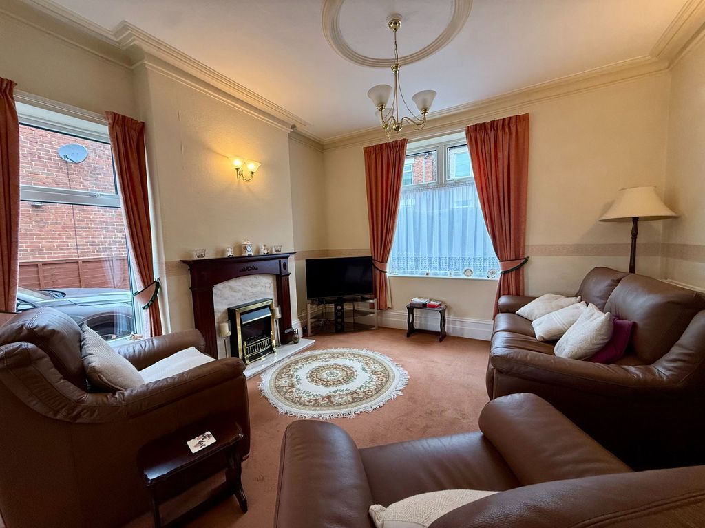 Property photo 2 of 15