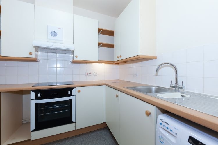 Property photo 2 of 10 221793