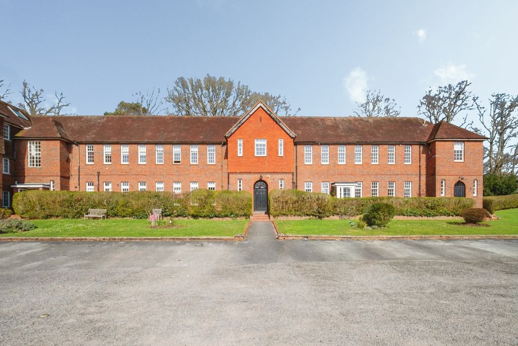 Property photo 1 of 21 Pbox-Img.Jpg