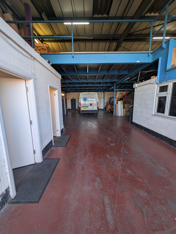 Property photo 2 of 5