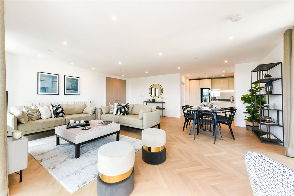 Property photo 1 of 12 Reception