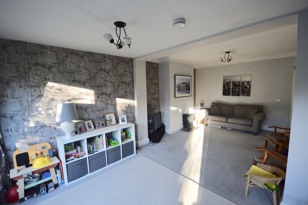 Property photo 3 of 18 Picture No. 14