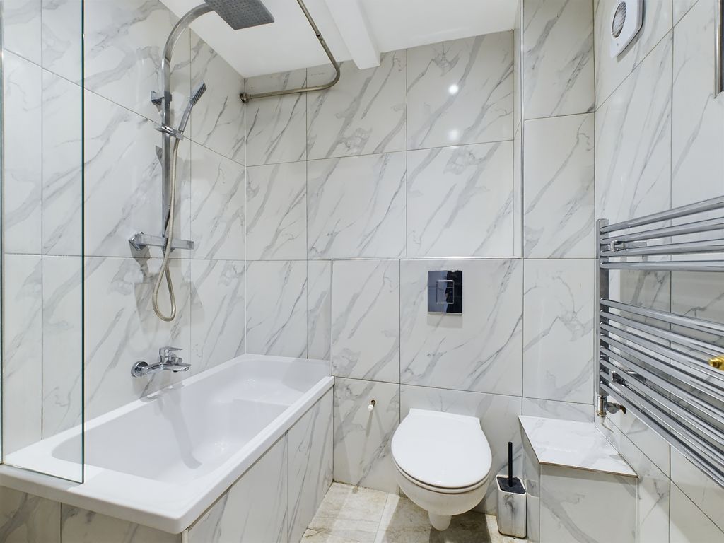 Additional image 4 of 3 bed terraced house to rentHaydn Road, Brighton Hill, Basingstoke RG22