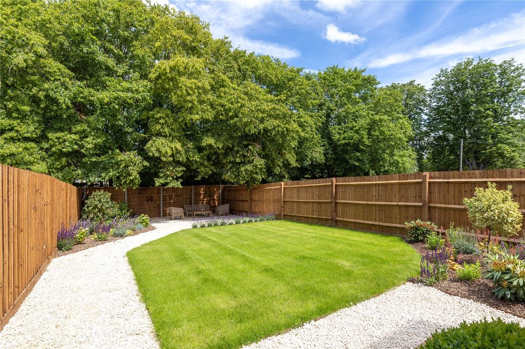 Property photo 2 of 13 Picture No. 03