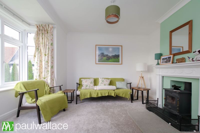 Property photo 2 of 17 Lounge