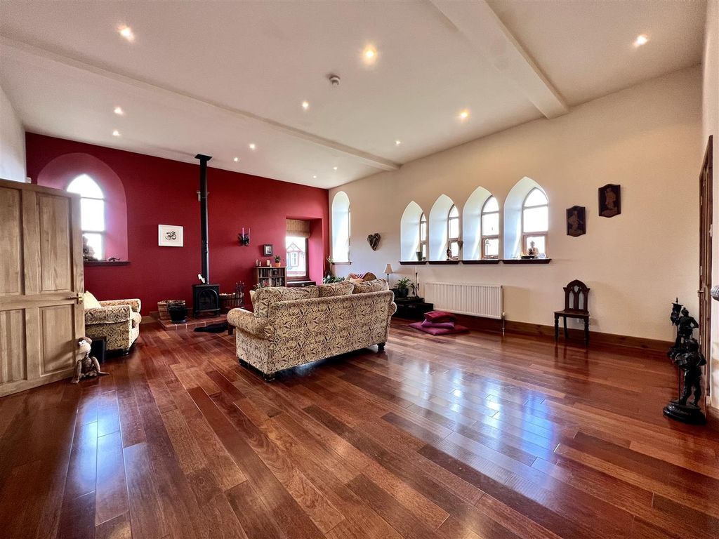 Property photo 3 of 31 Formal Lounge