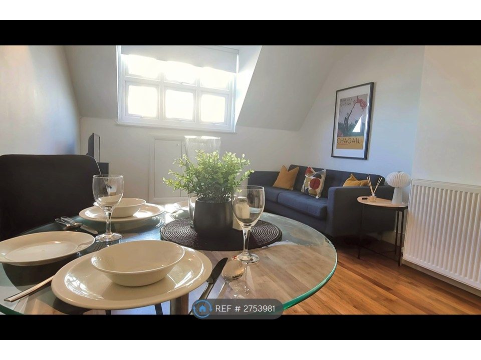 Property photo 3 of 26