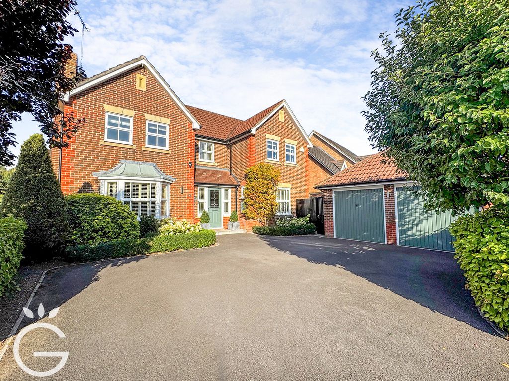 Property photo 1 of 40
