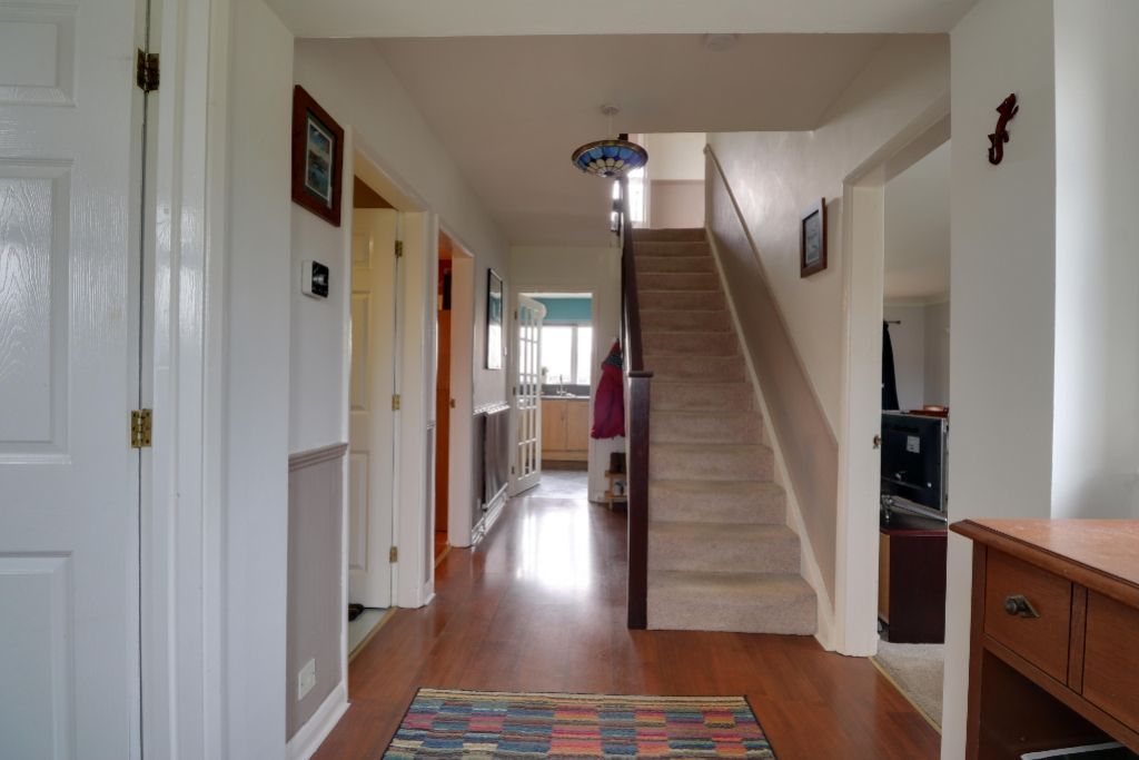 Property photo 2 of 20 Hall