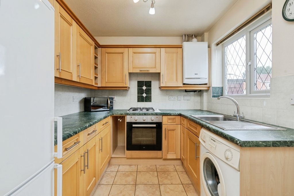 Property photo 3 of 17 Photo