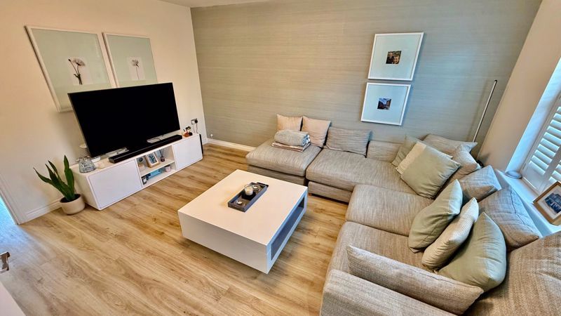 Property photo 3 of 14 Photo 3