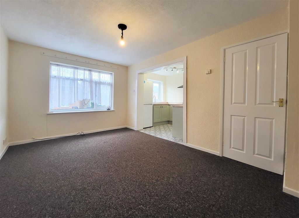 Property photo 2 of 7 Picture No. 04