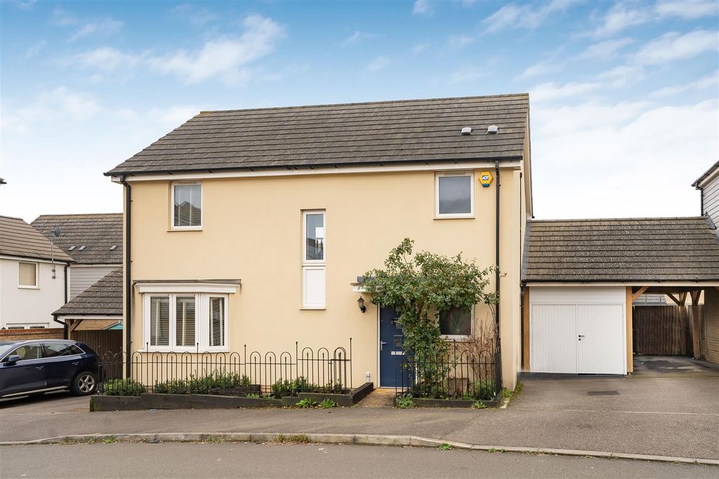 Property photo 1 of 24 7_74732.Jpg