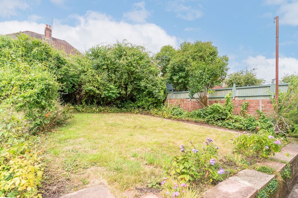 Property photo 2 of 19