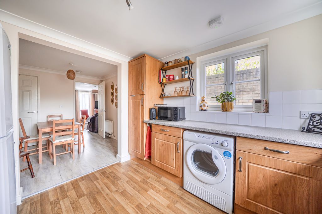 Property photo 3 of 18