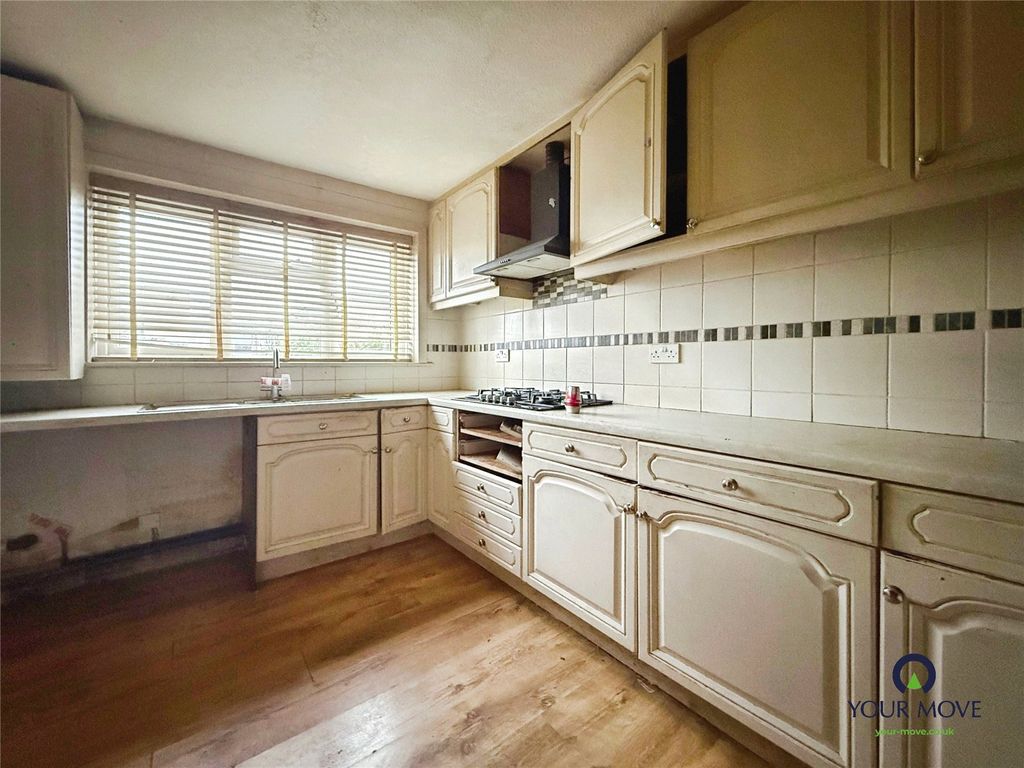 Property photo 3 of 13 Picture No. 02