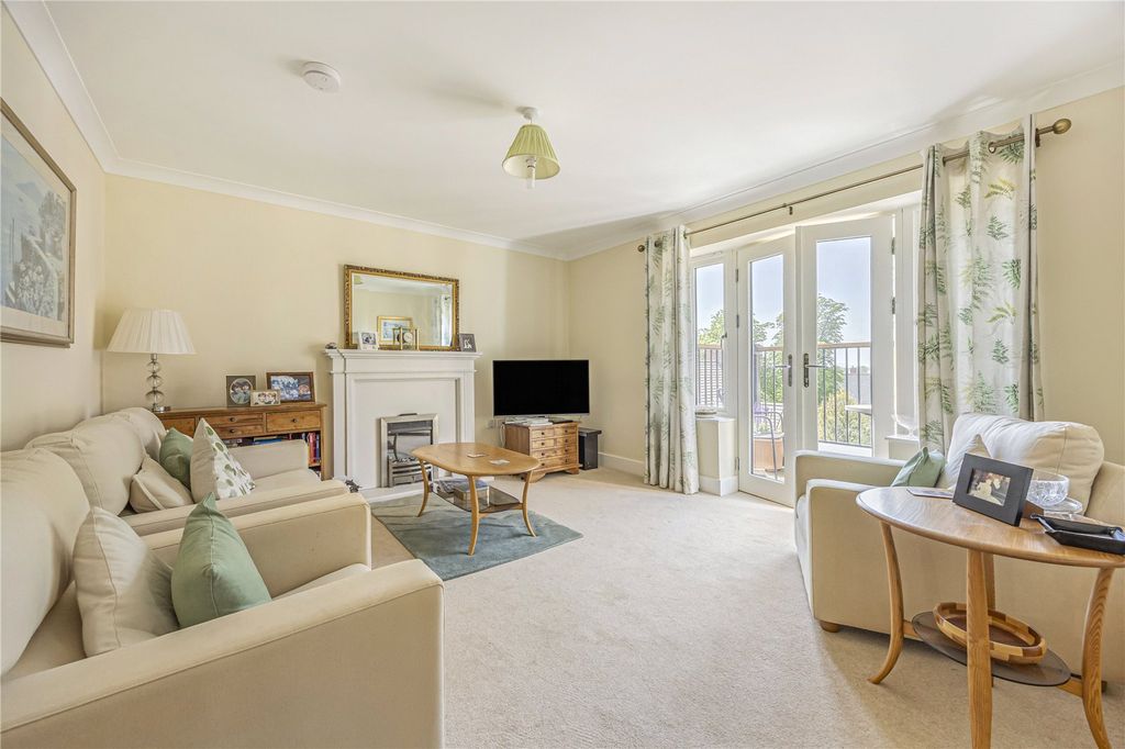 Property photo 2 of 13 Picture No. 08