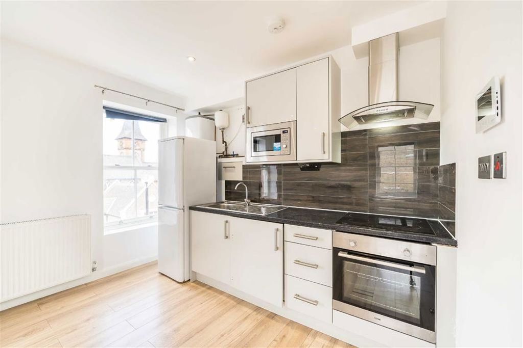 Property photo 3 of 5