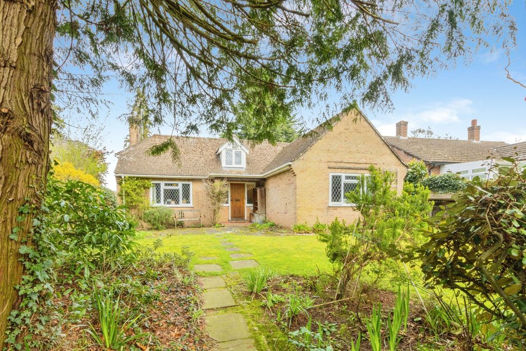 Property photo 2 of 35