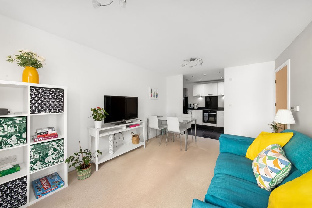 Property photo 3 of 9