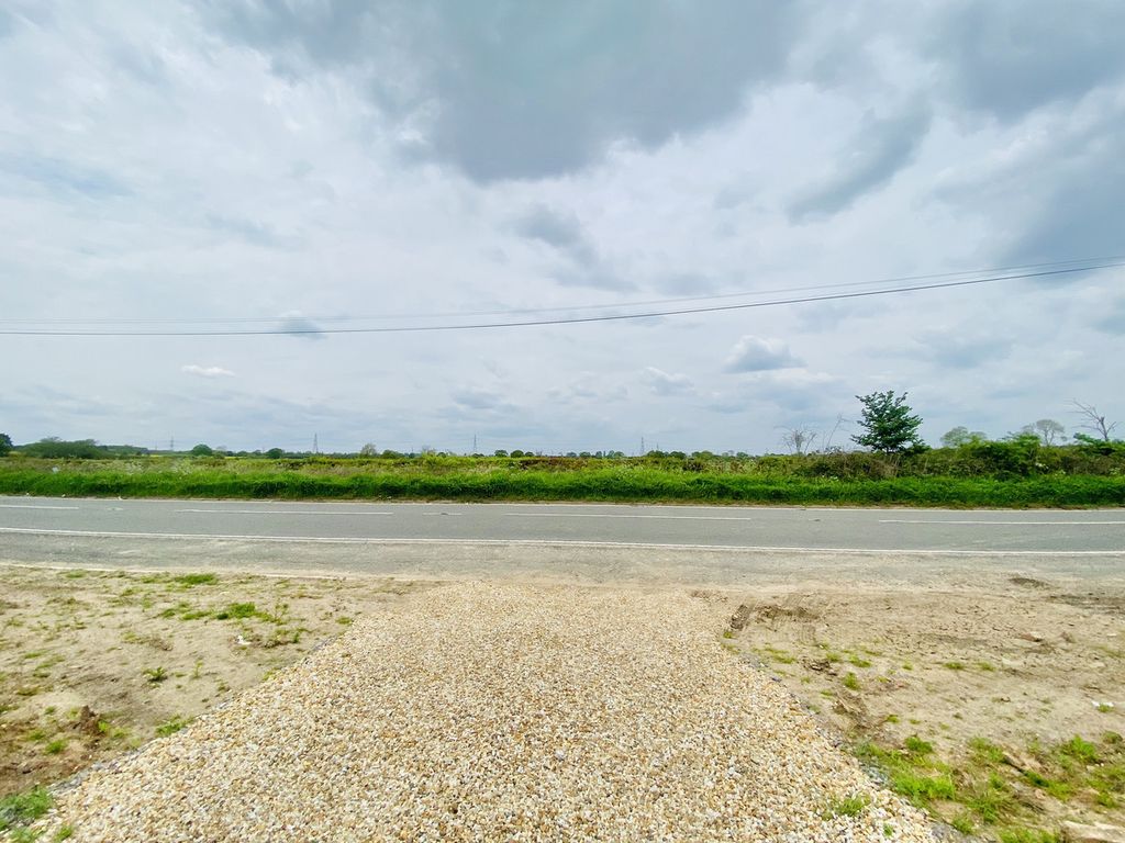 Property photo 3 of 7