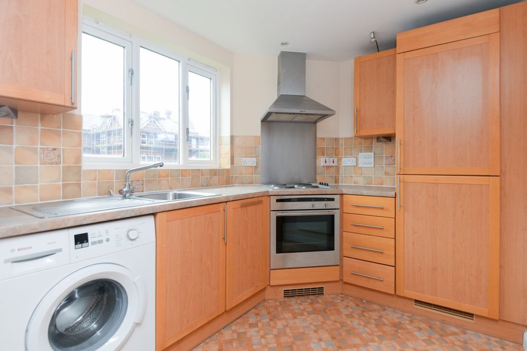 Property photo 3 of 8 3072456