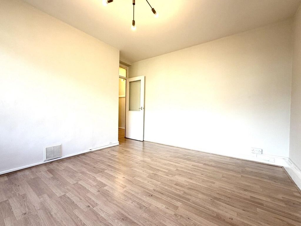 Property photo 3 of 12 Living Room