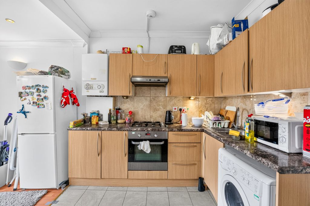 Property photo 2 of 15 Pbox-Img.Jpg