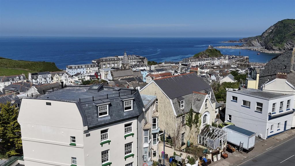 Property photo 1 of 6 Front 3.Jpg