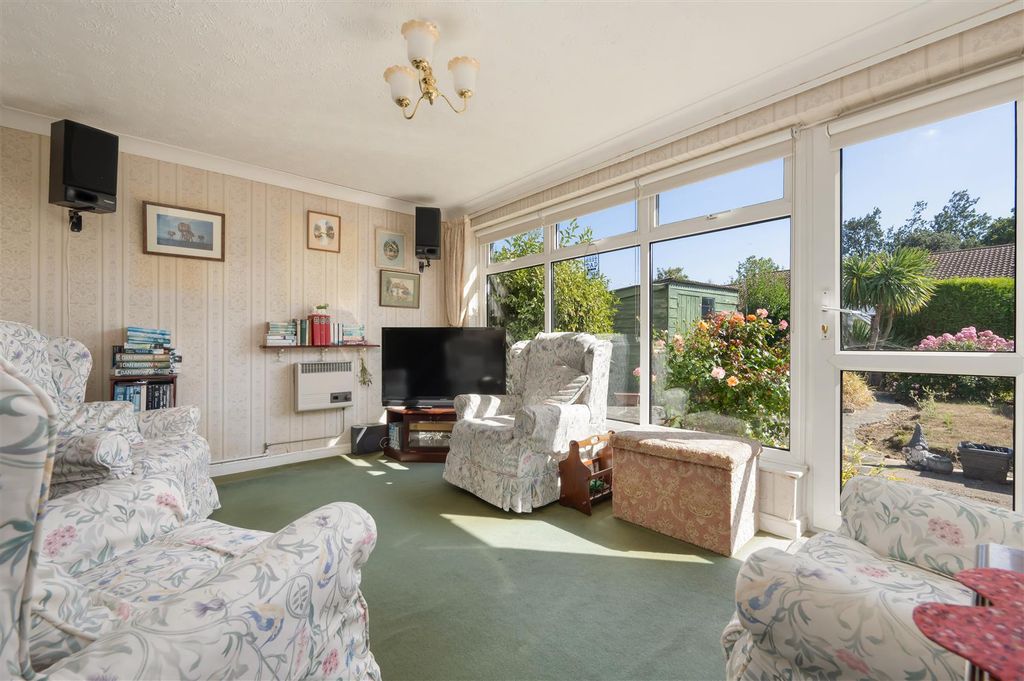 Property photo 3 of 14 Goodwin Avenue, Swalecliffe, Whitstable