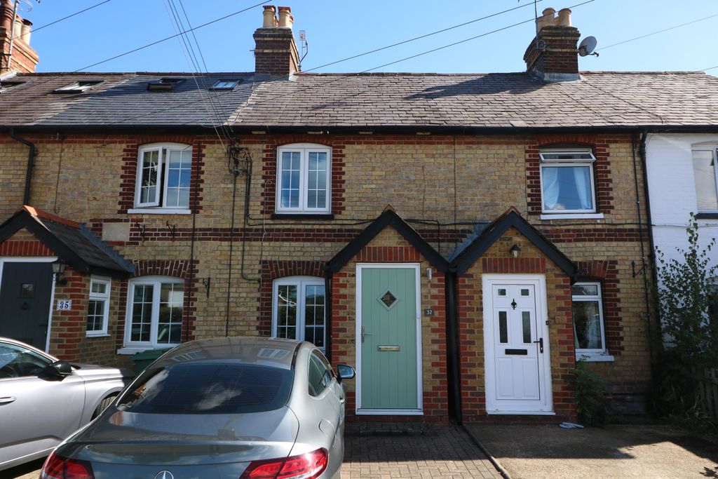 Property photo 2 of 12